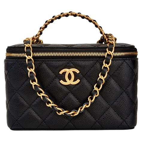 chanel vanity bag celebrity|Chanel vanity case 2022.